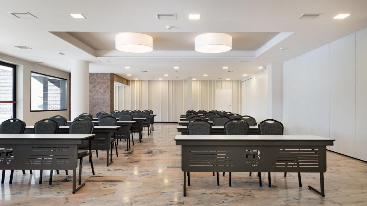皇家公园酒店 雷阿尔城 外观 照片